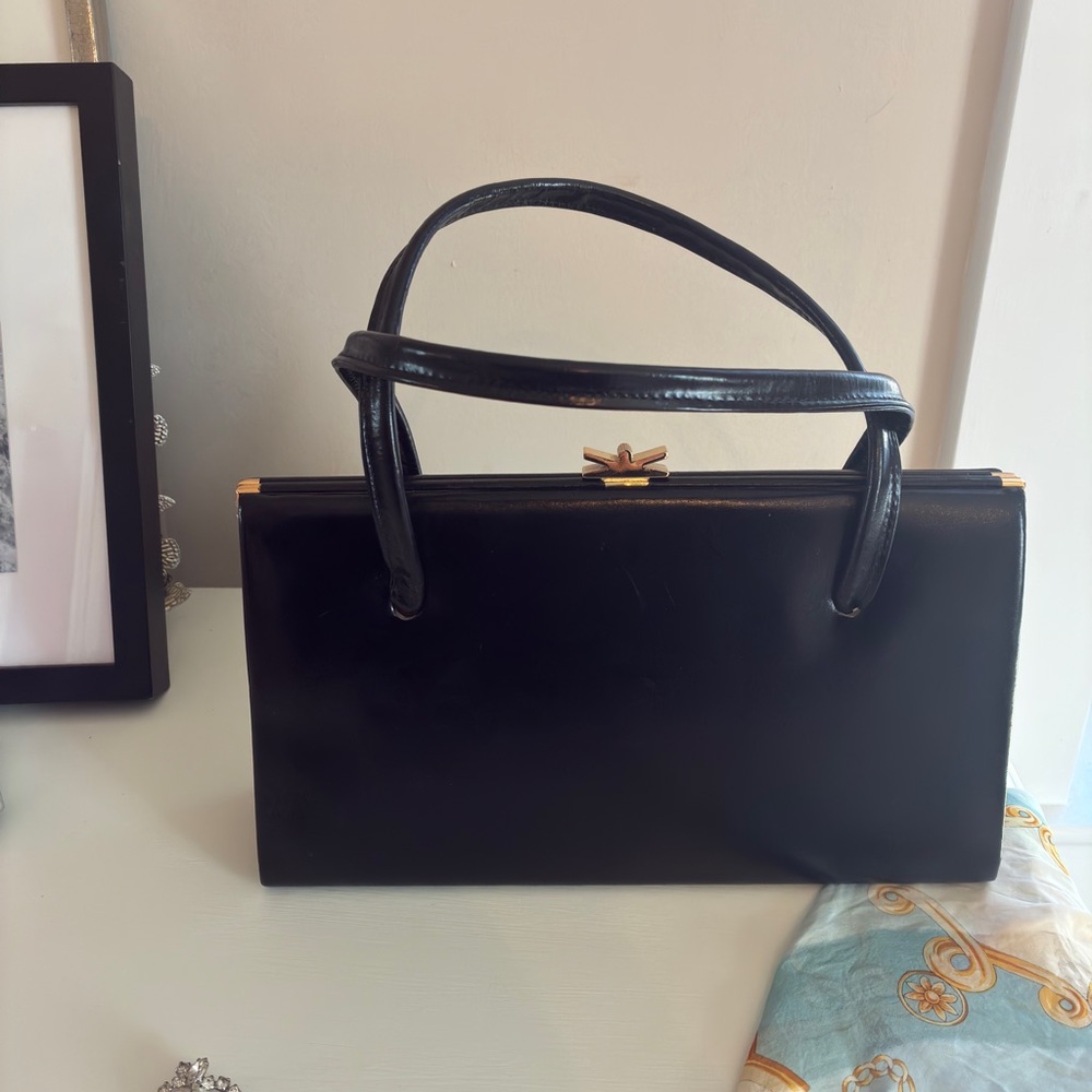 Ackery Vintage Black Top Handle Handbag | Structured  | Very Good Condition